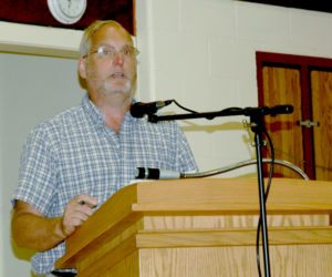 Waldoboro Assessors' Agent Darryl McKenney moderates a special town meeting at Miller School in Waldoboro on Wednesday, July 6. (Alexander Violo photo)