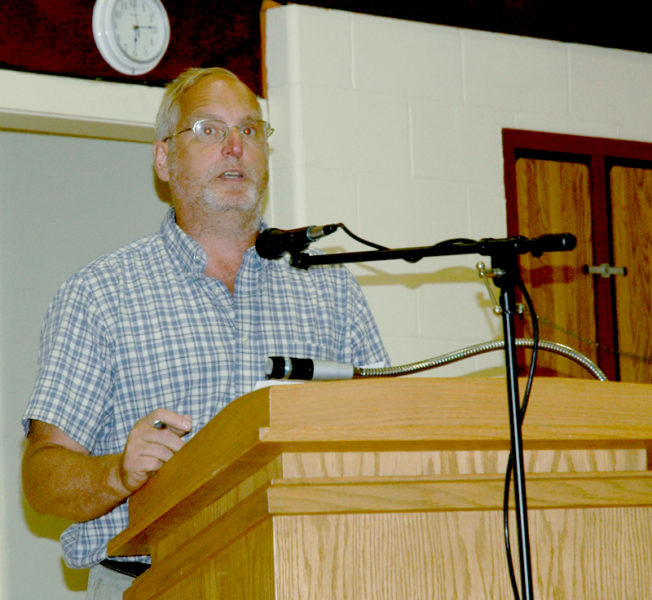 Waldoboro Assessors' Agent Darryl McKenney moderates a special town meeting at Miller School in Waldoboro on Wednesday, July 6. (Alexander Violo photo)