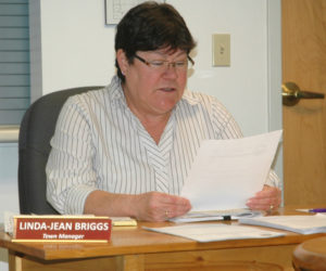 Waldoboro Town Manager Linda-Jean Briggs reads her letter of resignation into the record during a meeting of the Waldoboro Board of Selectmen on Tuesday, Dec. 13. (Alexander Violo photo)