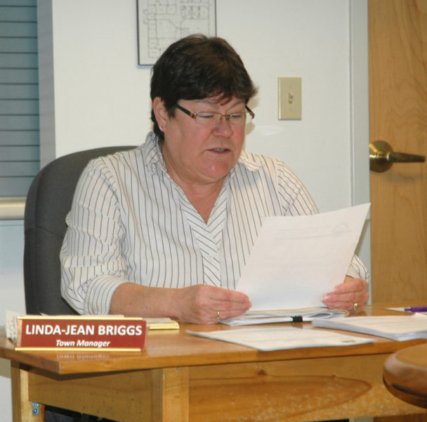 Waldoboro Town Manager Linda-Jean Briggs reads her letter of resignation into the record during a meeting of the Waldoboro Board of Selectmen on Tuesday, Dec. 13. (Alexander Violo photo)