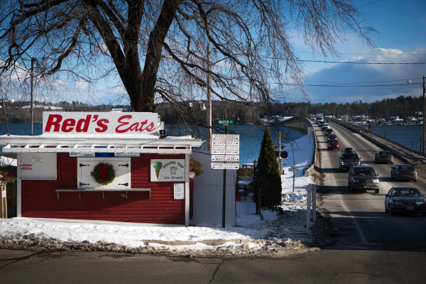 Traffic passes by Red's Eats in Wiscasset. (Troy R. Bennett photo/Bangor Daily News)