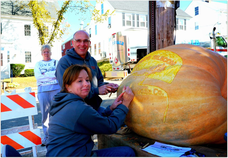 Volunteers for all events and activities at Damariscotta Pumpkinfest are invited to join the Damariscotta Pumpkinfest & Regatta Committee at its first monthly committee meeting for 2017 on Thursday, March 23 at 4:30 p.m. in Skidompha Public LibraryÂ’s Porter Meeting Hall.