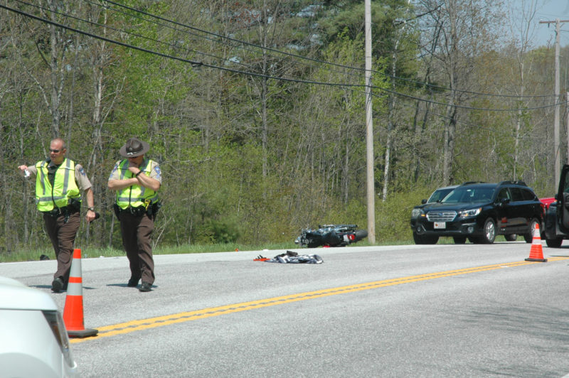 Deputies investigate the scene of an accident on Route 1 in Nobleboro. (Alexander Violo photo)