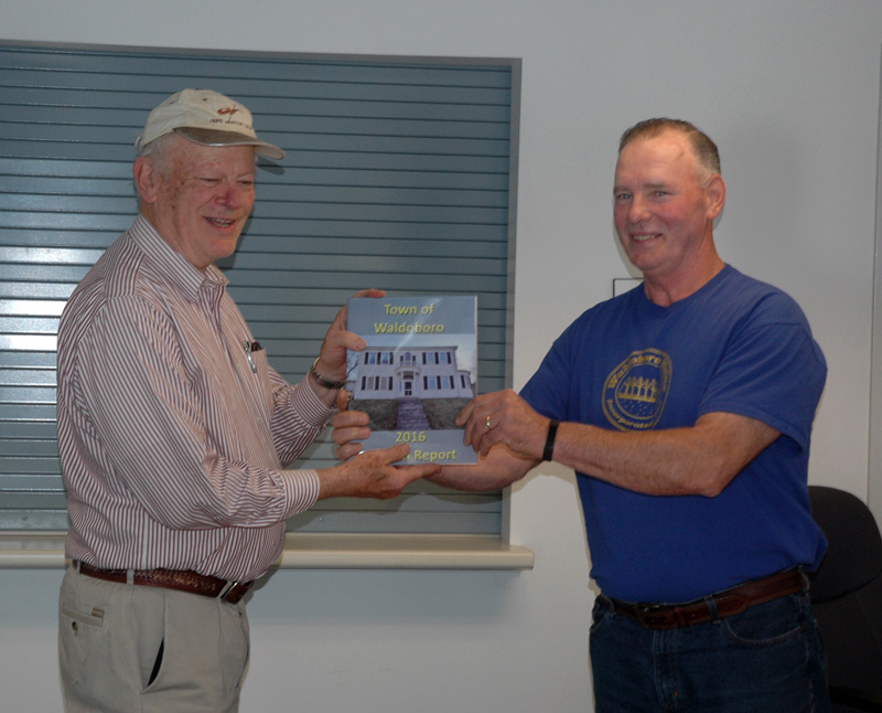 Waldoboro Dedicates Town Report to Former Selectman The Lincoln