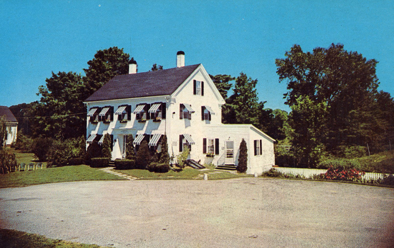 The Cheechako Restaurant on Lewis Point, started by Frank Grunnell and then bought by Mr. Lawson and Alma Aldrich and his son Tom Aldrich for a number. They added on an addition. (Postcard image courtesy Marjorie and Calvin Dodge)