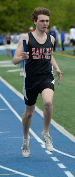 Riley Cushing runs the anchor leg on the Eagles winning 4x800 relay. Cushing was crowned KVAC 800 champion on Saturday at Morse. (Paula Robert photo)