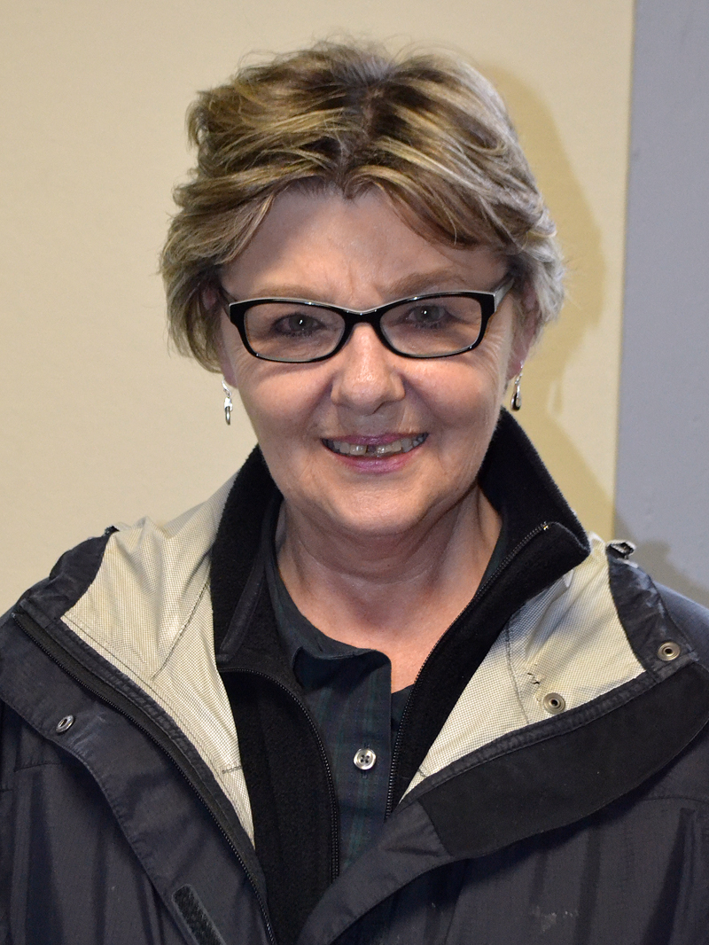 Dresden Town Clerk Endorses Challenger The Lincoln County News