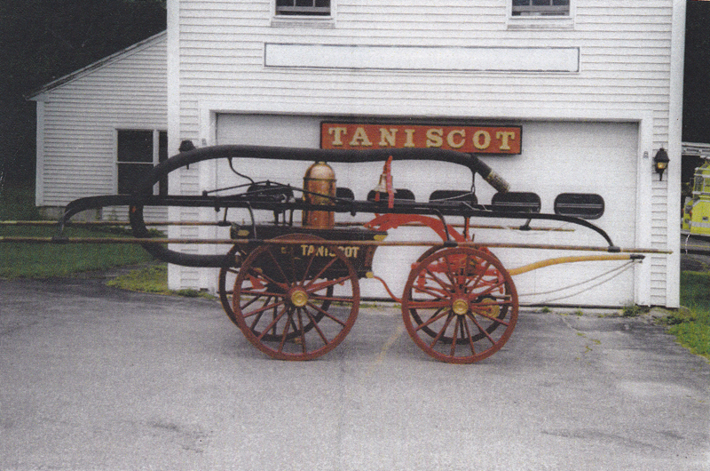 An 1877 Taniscot pumper.