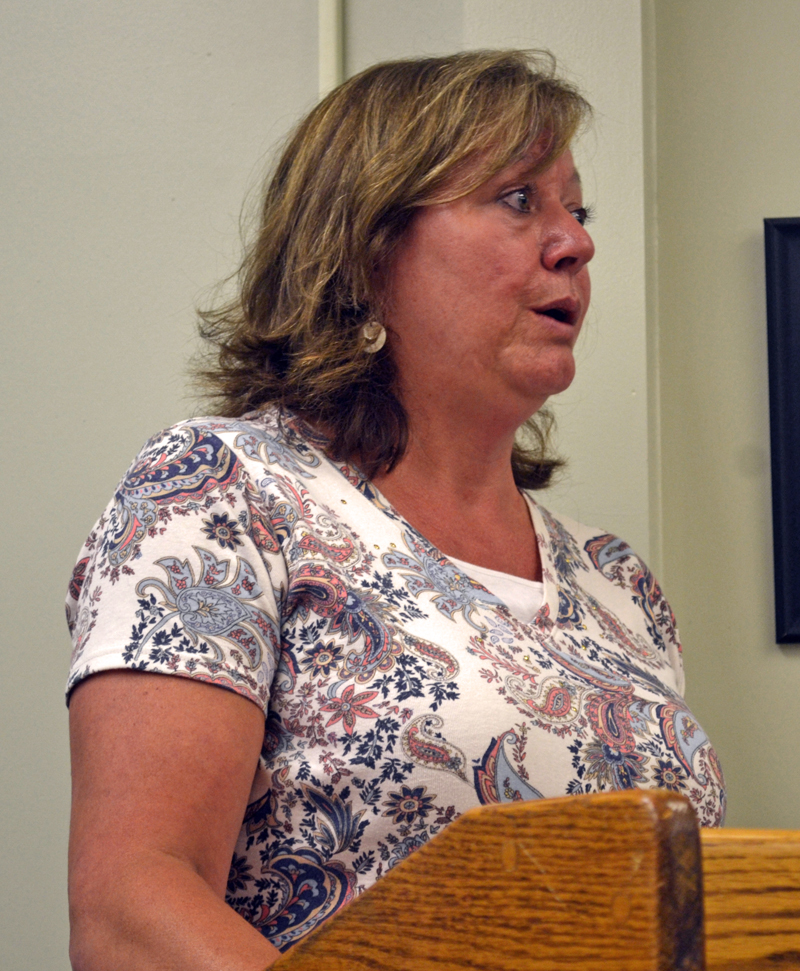 Wiscasset Area Chamber of Commerce President Monique McRae speaks in support of an open town meeting to reconsider the planning department budget. (Abigail Adams photo)