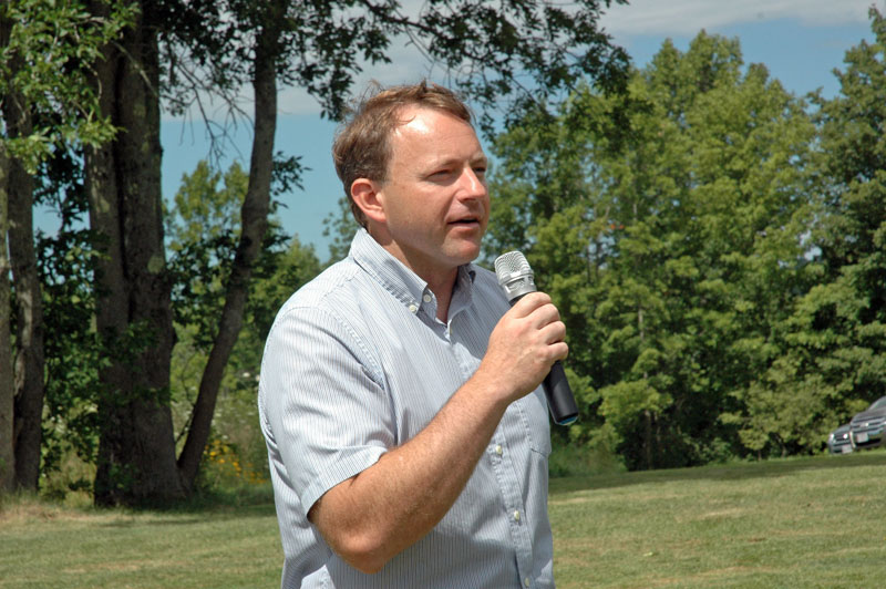 Democratic gubernatorial candidate Mark Eves, of North Berwick, addresses the Lincoln County Democratic Committee family cookout and lobster bake at Cider Hill Farm in Waldoboro on Sunday, Aug. 13. (Alexander Violo photo)