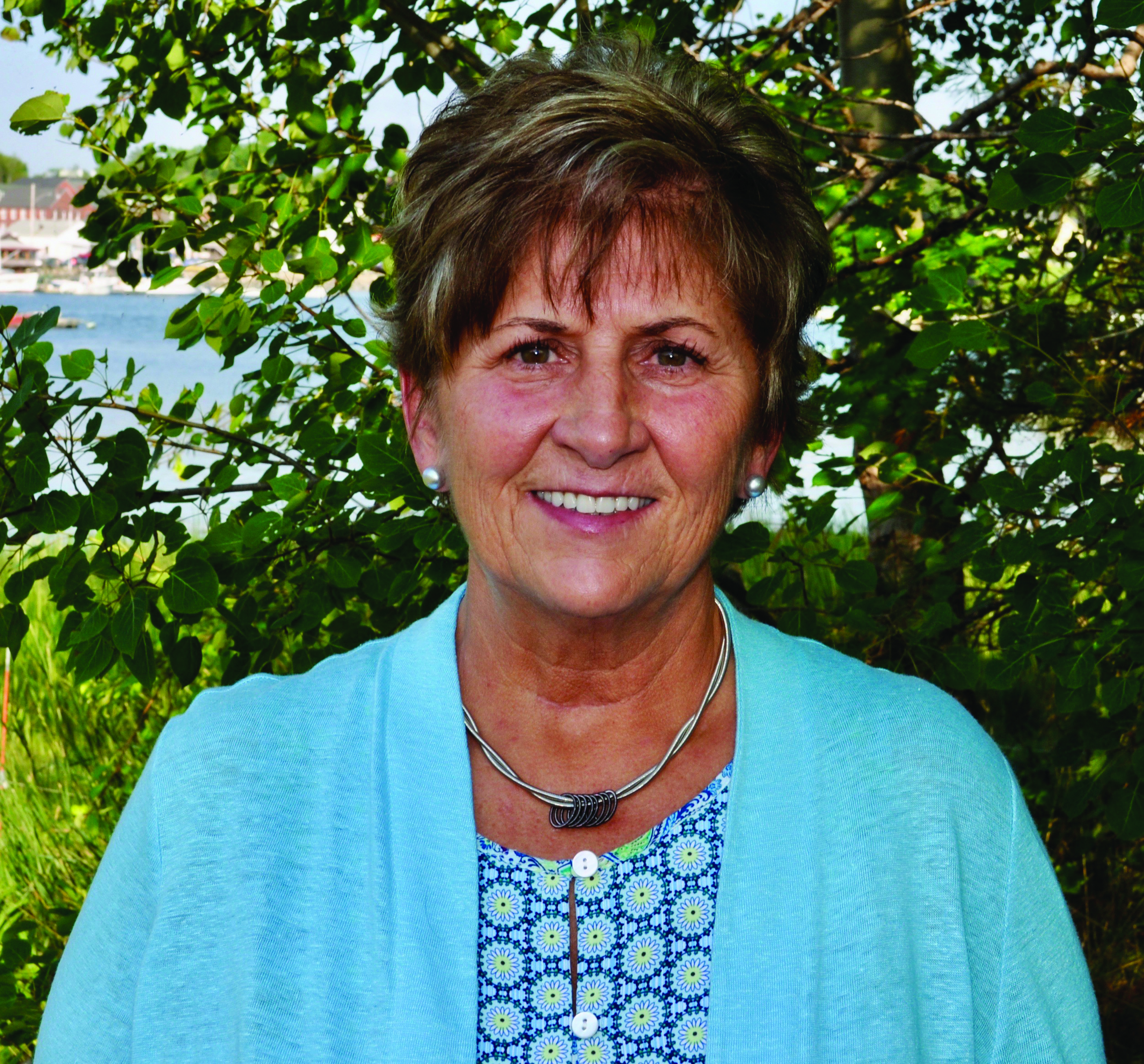 Realtor Anne Peaslee is a Midcoast Gem The Lincoln County News
