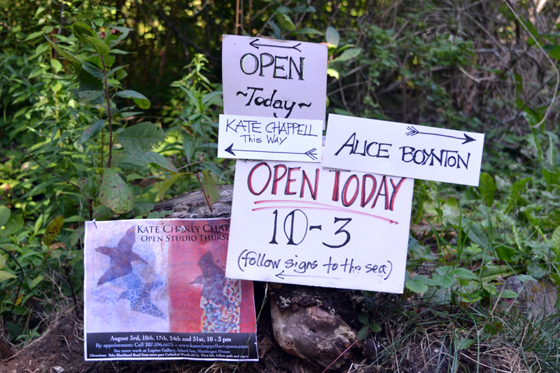 Signs point the way to the open studios of Monhegan artists Alice Boynton and Kate Cheney Chappell on Thursday, Aug. 31. (Christine LaPado-Breglia photo)