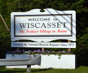 The sign at the entrance to downtown Wiscasset on Tuesday, Sept. 12. (Abigail Adams photo)