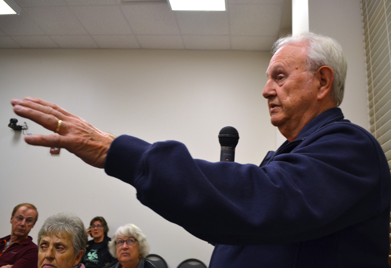 Damariscotta resident Lou Abbotoni speaks against a moratorium on commercial development during a public hearing Monday, Oct. 16. (Maia Zewert photo)