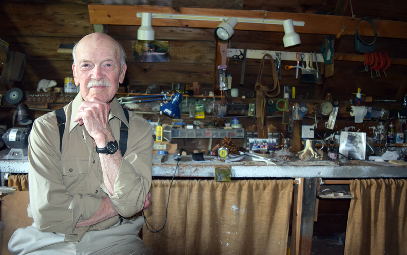 Ralph Moxcey in his Bremen studio. (J.W. Oliver photo)