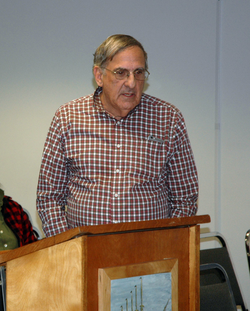 Bremen developer Dan Goldenson addresses the Waldoboro Planning Board on Wednesday, Nov. 8. (Alexander Violo photo)