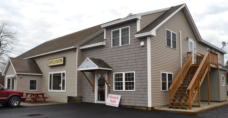 Mainely Nails Moves into Larger Location in Damariscotta - The Lincoln ...