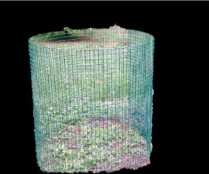 Trap wire compost bins hold large amounts of yard waste and allow for good air circulation. (Image courtesy Knox-Lincoln Soil & Water Conservation District)