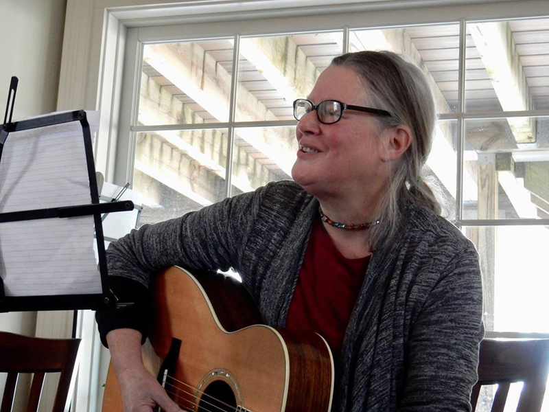 Liz Starr performs at Damariscotta Open Mic.