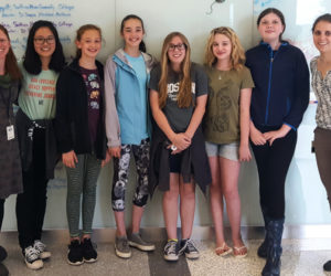 The Girls Who Code Club and their facilitators tour Bigelow Laboratory for Ocean Sciences.