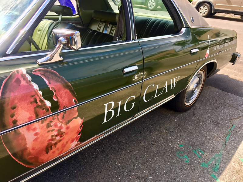 The Big Claw limo at Joe Lane Lobsterman. (Suzi Thayer photo)