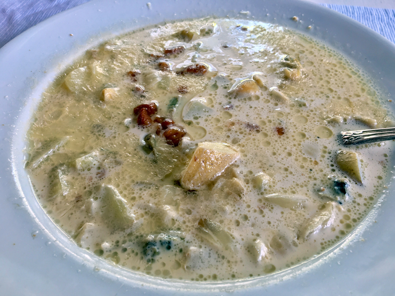Clam chowder, made with salt pork and whole clams. (Suzi Thayer photo)