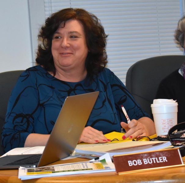 Waldoboro Selectmen Sign FiveYear Contract with Town Manager The Lincoln County News