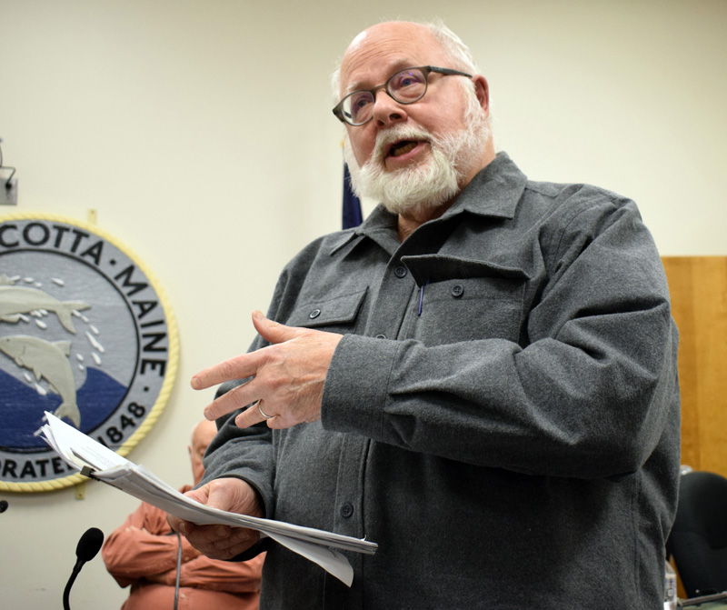 Bruce Rockwood, chair of the Damariscotta Land Use Advisory Committee, explains a draft historic preservation ordinance during a public hearing Monday, Jan. 6. (Evan Houk photo)