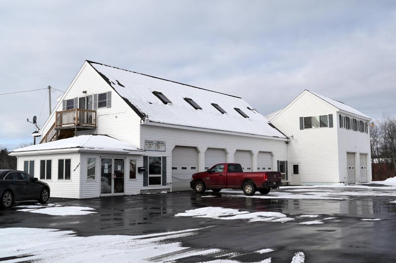 Nanotech Auto Detailing occupies the former Lester Morse Auto Sales building at 488 Gardiner Road in Wiscasset. (Jessica Clifford photo)