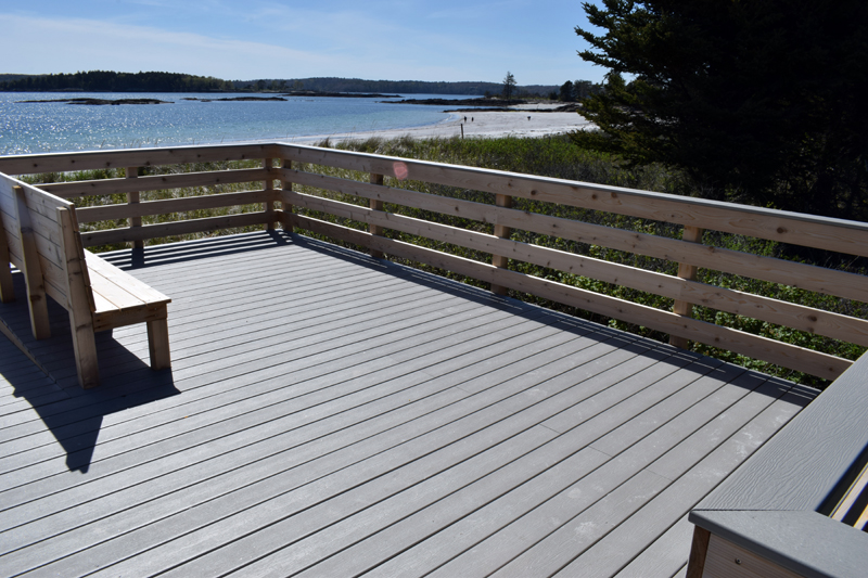 A viewing platform to one side of the new boardwalk at Pemaquid Beach Park. (Evan Houk photo)