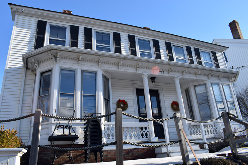 The building at 212 Main St. in Damariscotta on Wednesday, Feb. 24. The owners of Barn Door Baking Co. plan to open a breakfast and lunch restaurant in the building. (Evan Houk photo)
