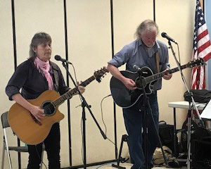 Sylvia Tavares and John Couch at a open mic in Damariscotta. (Photo courtesy Marianne Pinkham)