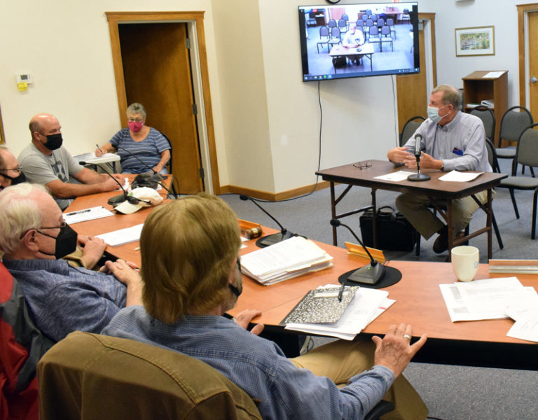 Don Gerrish, right, a municipal consultant for Eaton Peabody Consulting Group, discusses the search for a new town manager during a workshop with the Damariscotta Board of Selectmen on Oct. 6. Town Manager Matt Lutkus plans to retire at the end of the fiscal year. (Evan Houk photo)