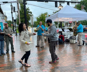Wiscasset Art Walk begins the 2022 season on Thursday, June 30. Guest performers, like Downeast Brass in 2021, entertain visitors  rain or shine. (Photo courtesy Wiscasset Art Walk)