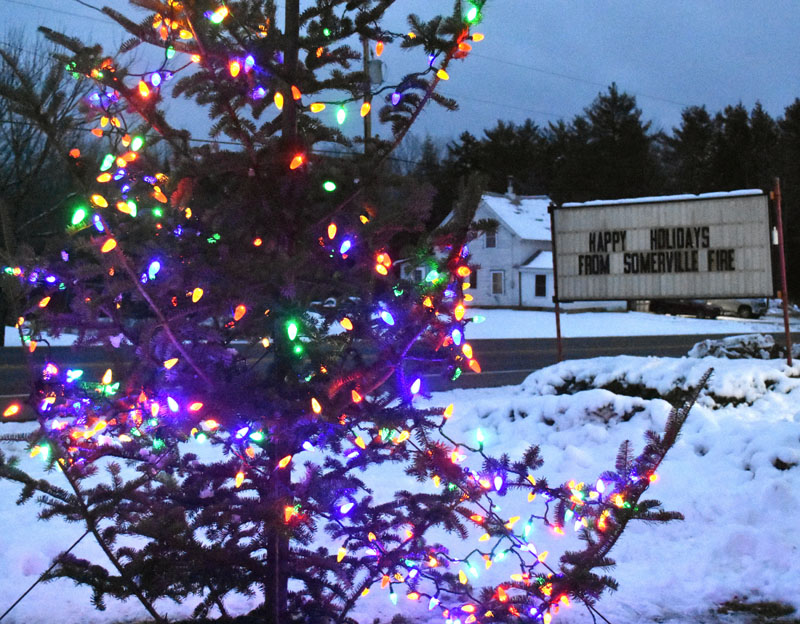 Somerville Christmas Tree Lighting Returns The Lincoln County News