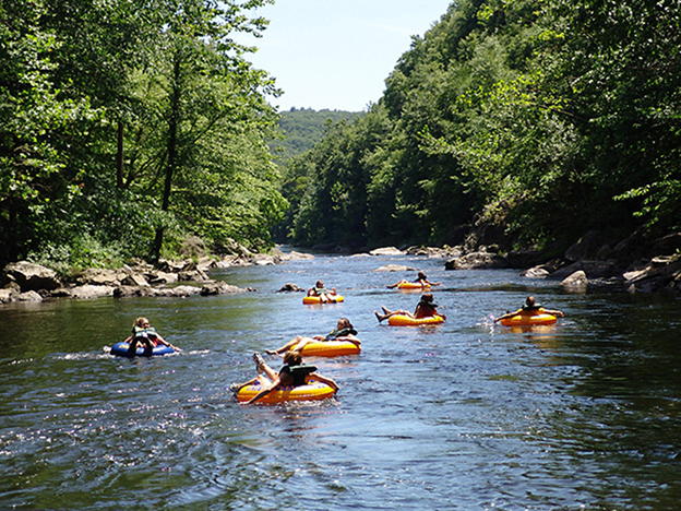 Tubers float down the Sheepscot River. (Photo courtesy Midcoast Conservancy)