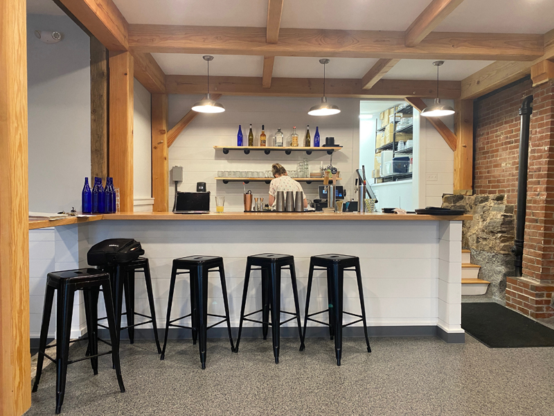 The bar at Jolie Rogers Raw Bar in Wiscasset. The new raw bar is owned and operated by Ryan Jolie and Andy Rogers and overlooks the Sheepscot River. (Frida Hennig photo)