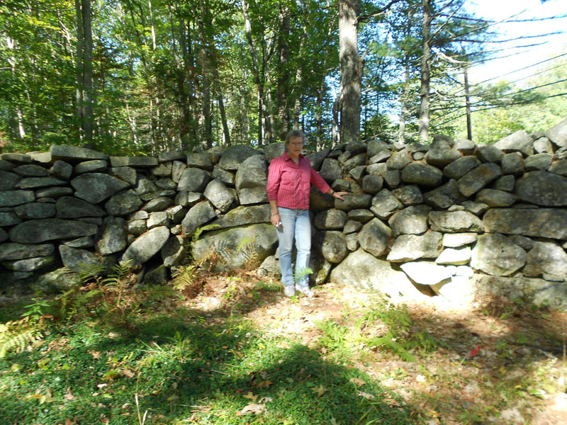 Jefferson Cattle Pound builder Silas Noyes was a skilled dry mason. He fitted the stones together with such exquisite care they have survived countless frosts for 194 years and still stand intact. (Photo courtesy Arlene Cole)