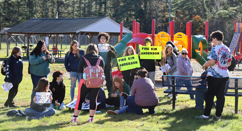 Wiscasset Middle High School students gather outside of the superintendent's office located at 225 Gardiner Road in Wiscasset on Monday, Nov. 20. Students walked out of WMHS at 11:05 a.m. to show support for Principal Gina Stevens, who is currently on administrative leave. (Piper Pavelich photo)