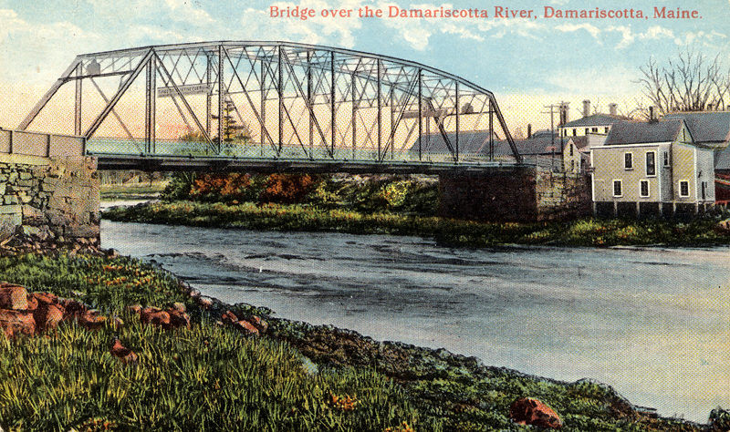 The first iron arched bridge over the Damariscotta River was built in 1905 and replaced the wooden Hitchcock Bridge, which was damaged by fire. The iron bridge was the fourth bridge built over the Damariscotta River and erected in the same location as its predecessors. (Photo courtesy Calvin Dodge collection)