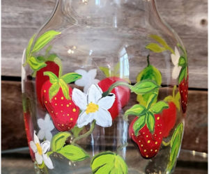 A sample of the strawberry inspired glass vases that will be painted during the Feed Our Scholars paint night Friday, Fri. 9. (Courtesy photo)