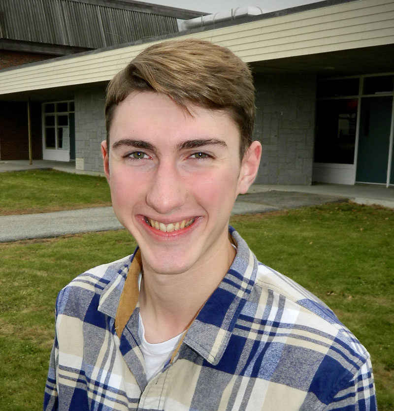 Finn Kelly Named MVHS 2024 Principal’s Award Winner - The Lincoln ...