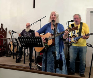 The Rusty Hinges during a performance. From left: Frank Bedell, John Monterisi, Dan Townsend, Nancy Bridges, and John Couch. (Courtesy photo)