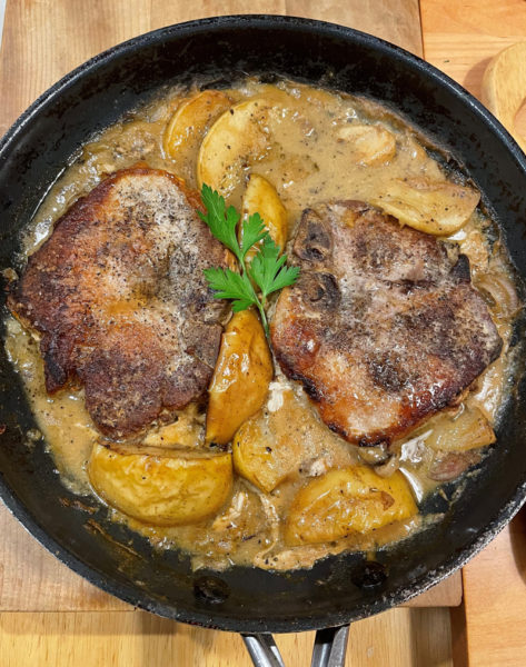 Pork chops in mustard sauce (Photo courtesy I. Winicov Harrington)