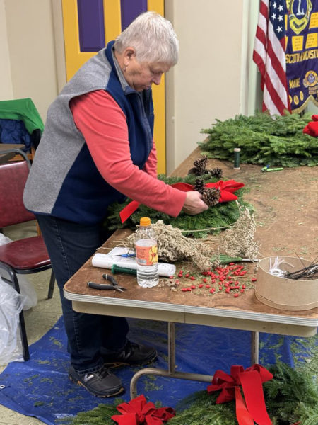 Betty Lou Townsend assembles wreaths for the Beacon Chapter No. 202 Eastern Star annual Bizarre Bazaar on Saturday, Nov. 30. (Courtesy photo)