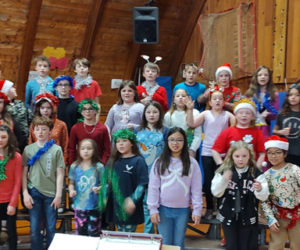 Wiscasset students participate in the Wiscasset Elementary School sing-along. (Photo courtesy Trae Stover)