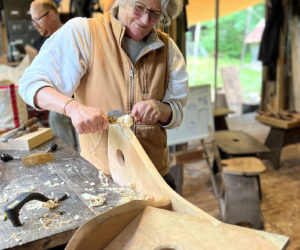 A Maine Coast Craft School student completes a Coperthwaite four-board chair during a workshop. (Photo courtesy Angela Kortemeier)