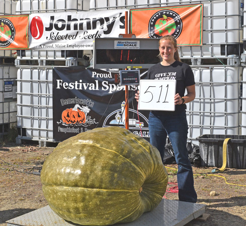 Two State Records Smashed at Pumpkin Weigh-Off Despite Dry Season