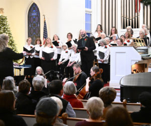 Sheepscot Valley Chorus performs with David Myers-Wakeman in 2024. (Photo courtesy Bob Crink)