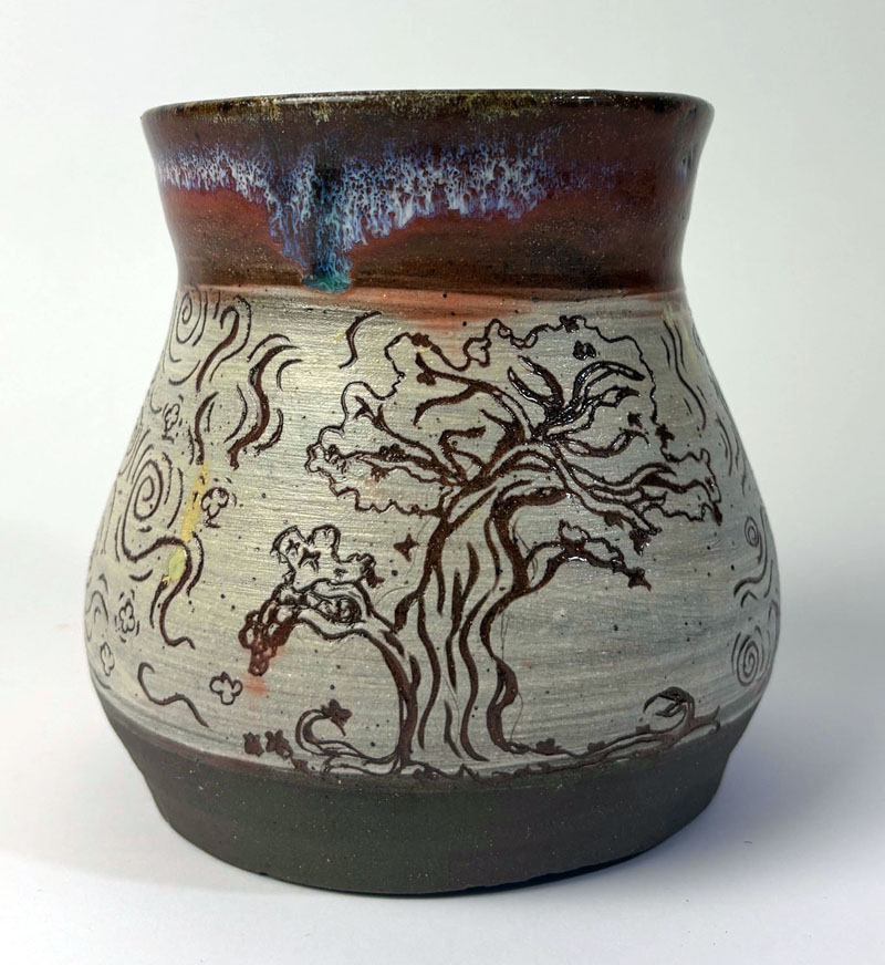 A piece of pottery crafted by father-and-daughter team Mike Johnson and Amara Johnderson. (Courtesy photo)